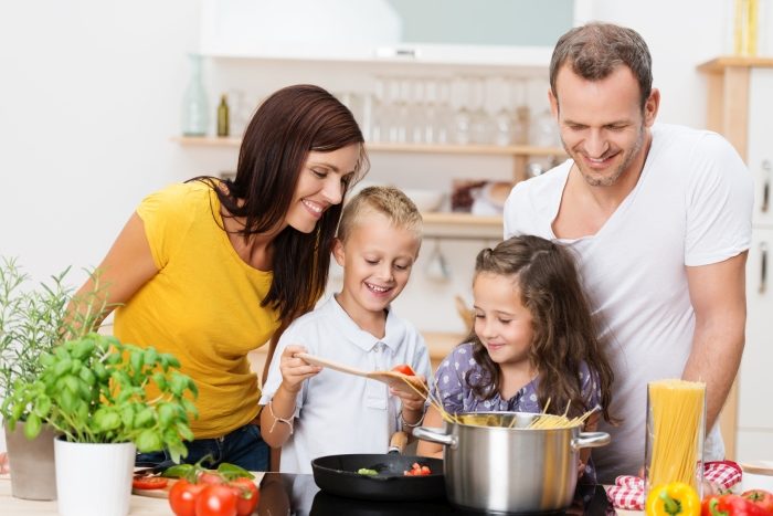 Jak wypracować u dziecka odpowiednie nawyki żywieniowe
