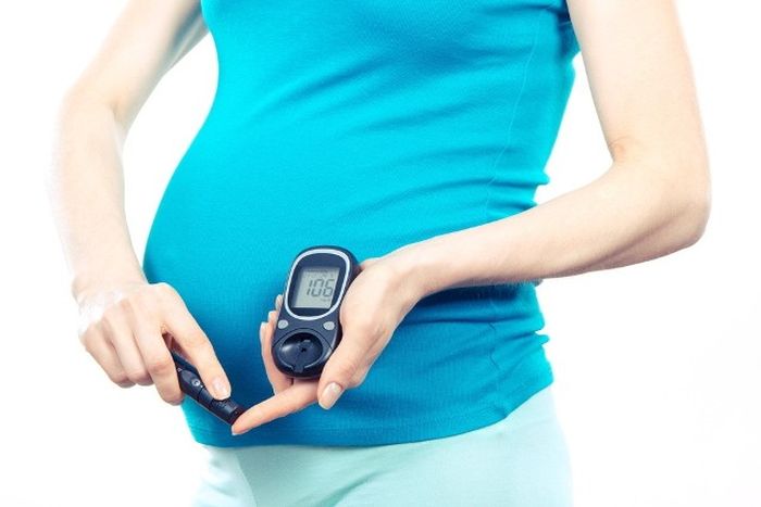 Nadwaga i cukrzyca w ciąży a ryzyko otyłości u dzieci